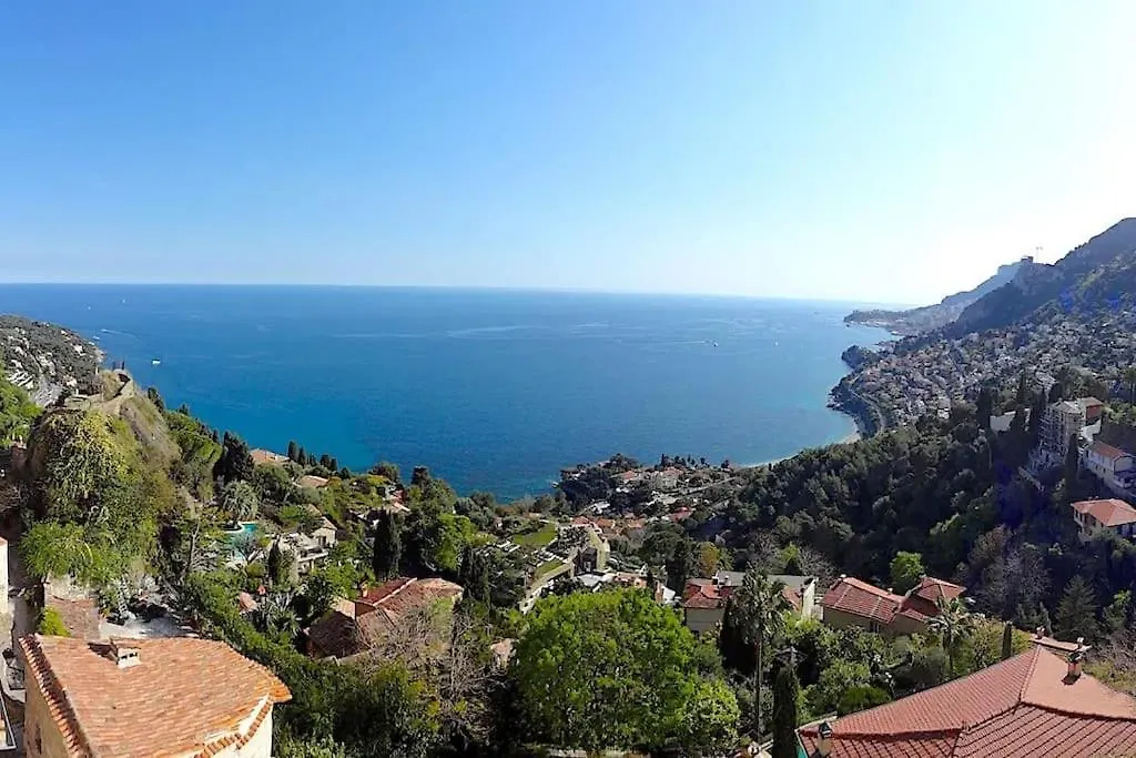 Apartamento 150 M Plage, Piscine, Clim, Parking Prive, Entre Monaco & Menton, Calme & Luxe Assure ! Roquebrune-Cap-Martin