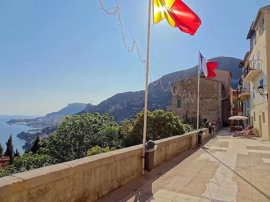 Apartamento 150 M Plage, Piscine, Clim, Parking Prive, Entre Monaco & Menton, Calme & Luxe Assure ! Roquebrune-Cap-Martin